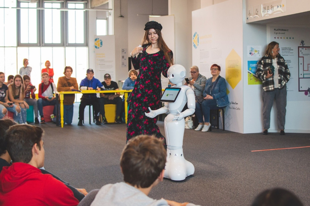 TRAJNOSTNO MODNO KREIRANJE 