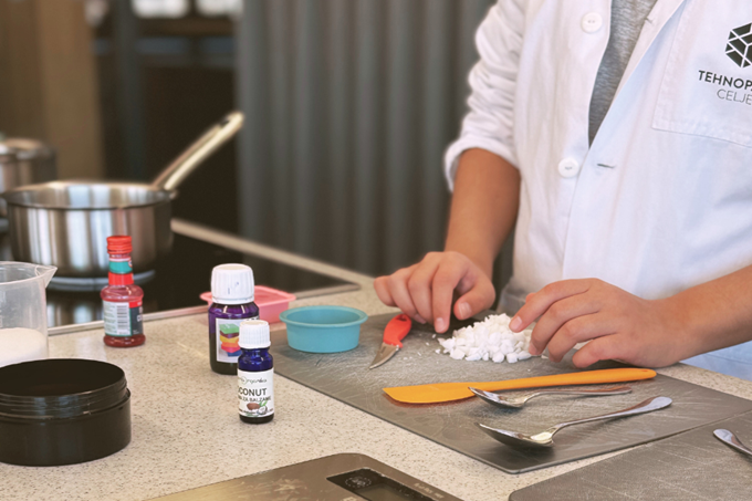 KOZMETIČNA DELAVNICA ZA OTROKE