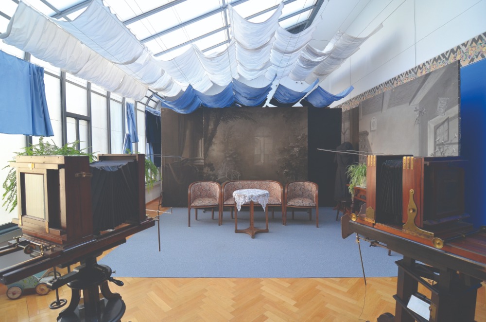 VODSTVO PO FOTOHIŠI PELIKAN 